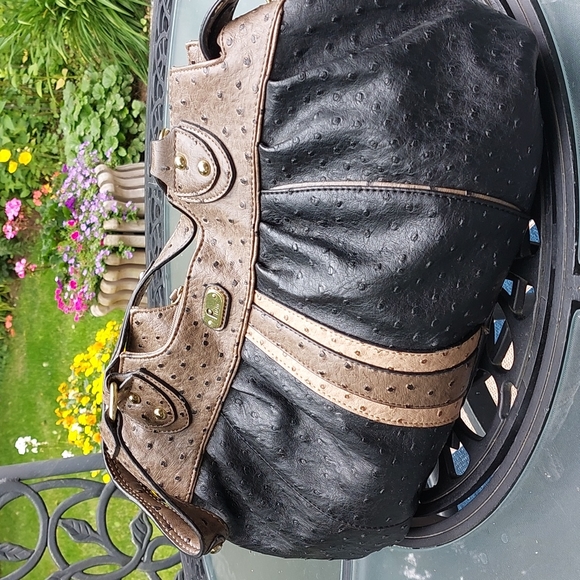 Purse - Picture 3 of 7